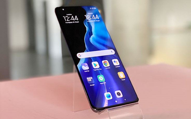 Xiaomi-Mi11-isprobali-smo-iz-ruke-iskustva-2.jpg